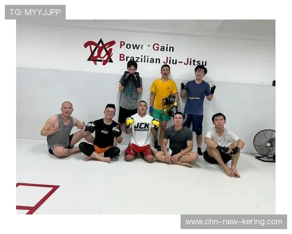 综合格斗：选手体能训练与恢复策略成为胜负关键，综合格斗的基础训练